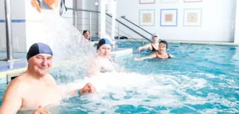 Wysowa-Zdrój: idealne sanatorium dla seniora? Obiekty, zabiegi, ceny