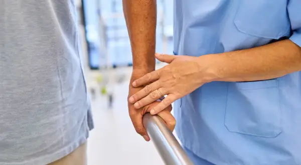 Prywatna rehabilitacja bez skierowania? Poznaj zasady i wyjątki