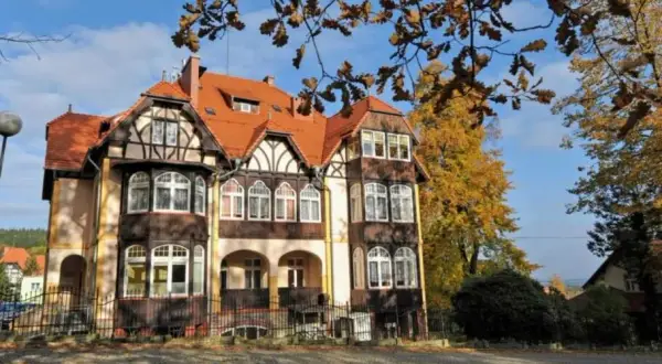 Świeradów-Zdrój: Sanatorium prywatnie dla seniora? Przewodnik 2026
