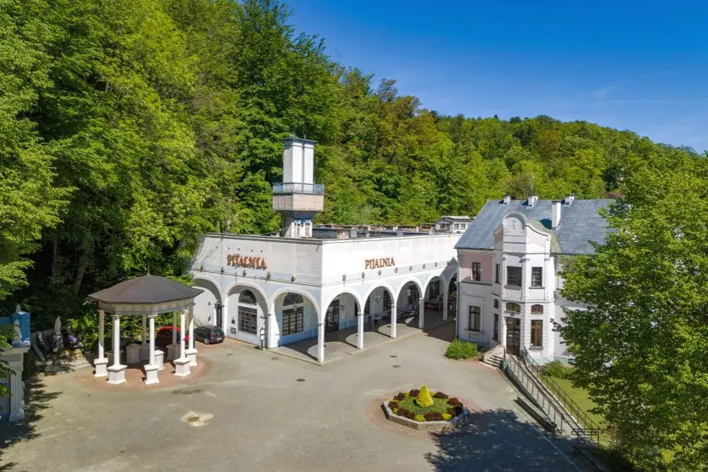 Iwonicz Zdrój Park Zdrojowy Pijalnia Wód Mineralnych