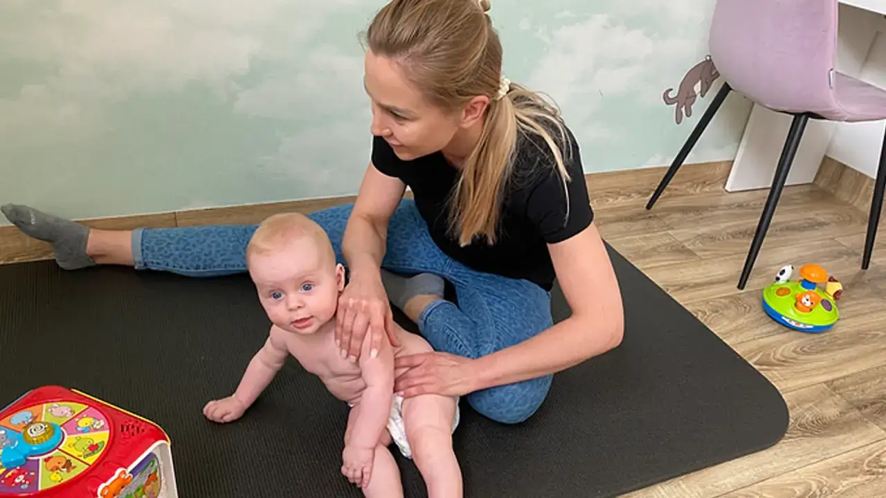 fizjoterapeuta dziecięcy badanie noworodka